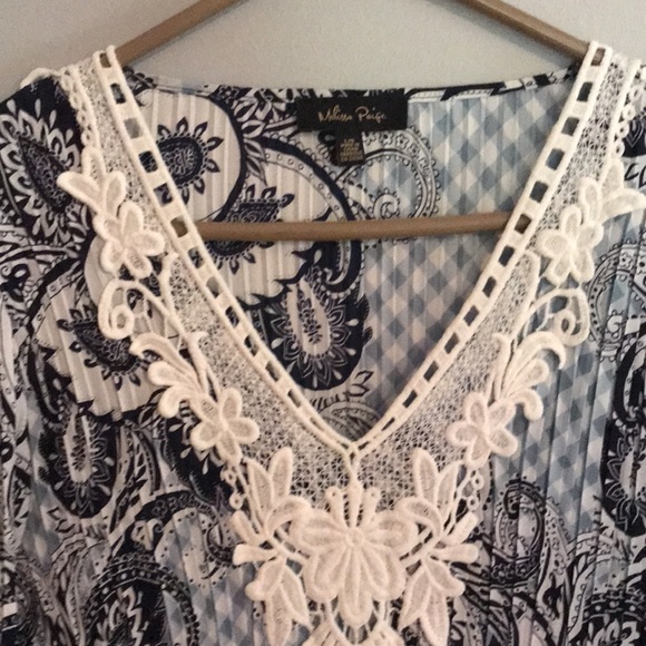 Top - Picture 3 of 5